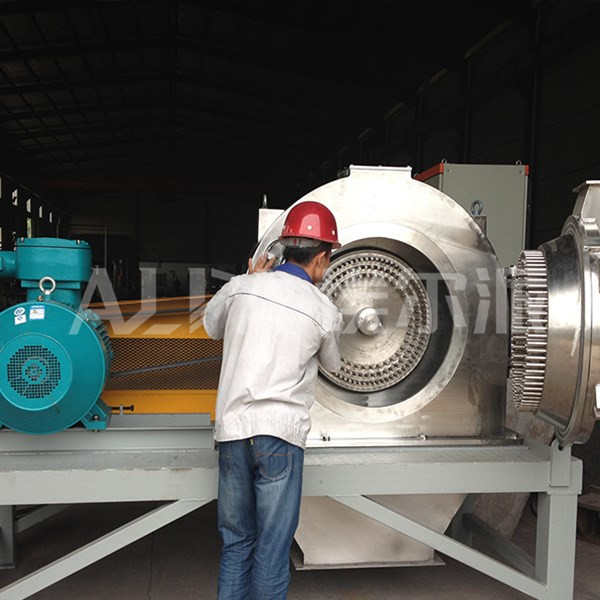 甘肃某化工公司蛋氨酸粉碎生产线